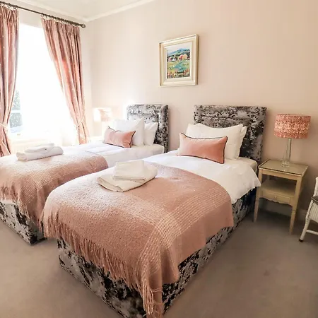 Wykefield Holiday home *